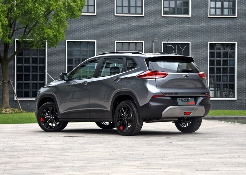 雪佛兰创酷2021款325t自动挡高配,雪佛兰创酷2022款四缸落地多少钱