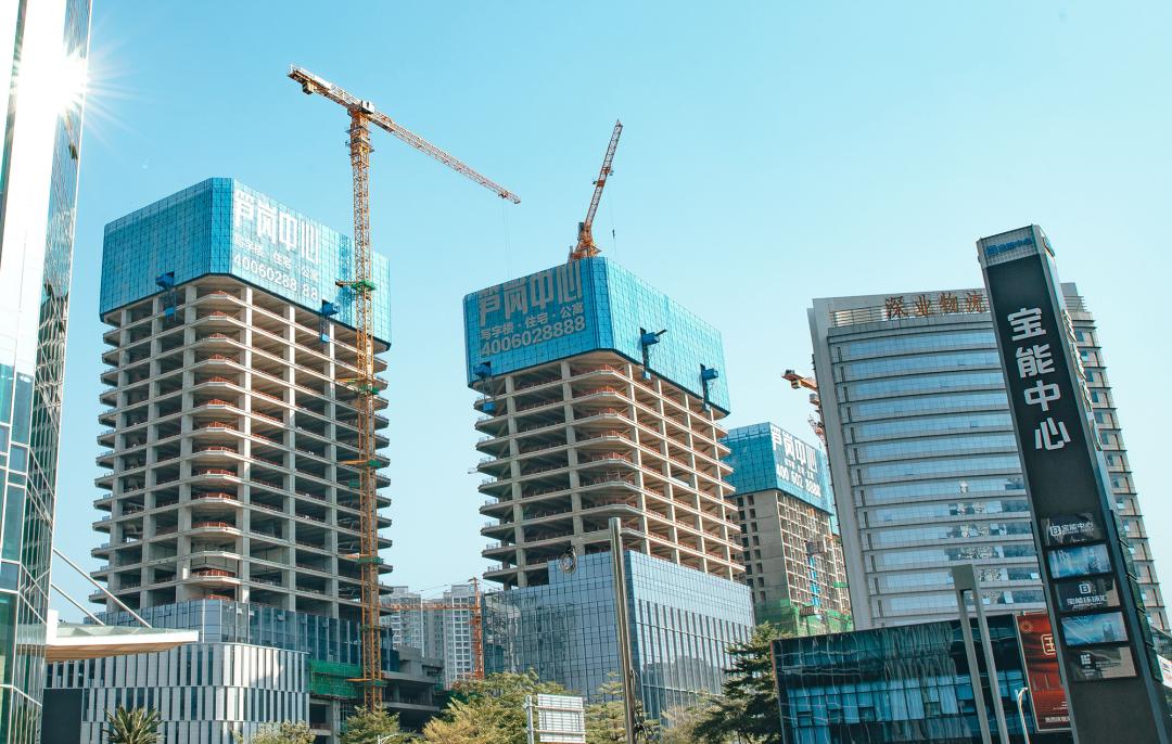 迈向有钱时代的笋岗：有人怀揣*迁拆**梦，有人害怕做网红…