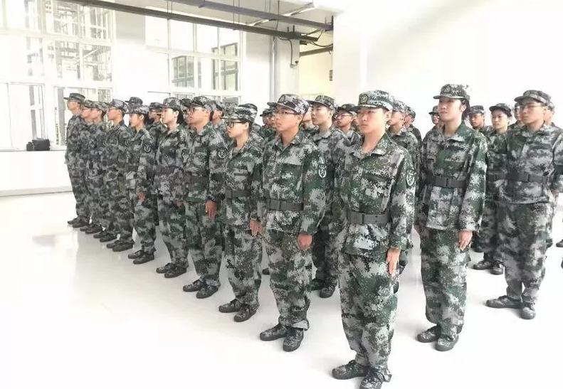 大学第一课军训,大学第一次军训有什么感受