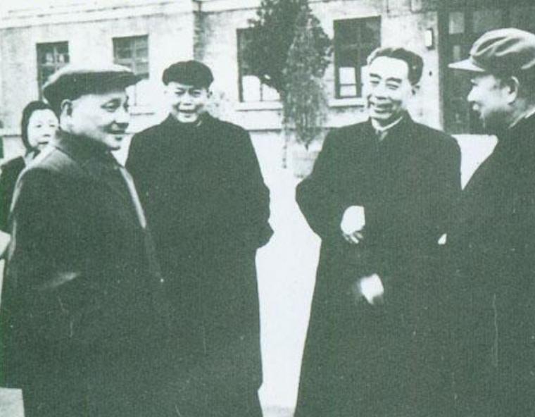 24岁成军级干部，他说自己一切都是学来的，44年后，他成为正国级