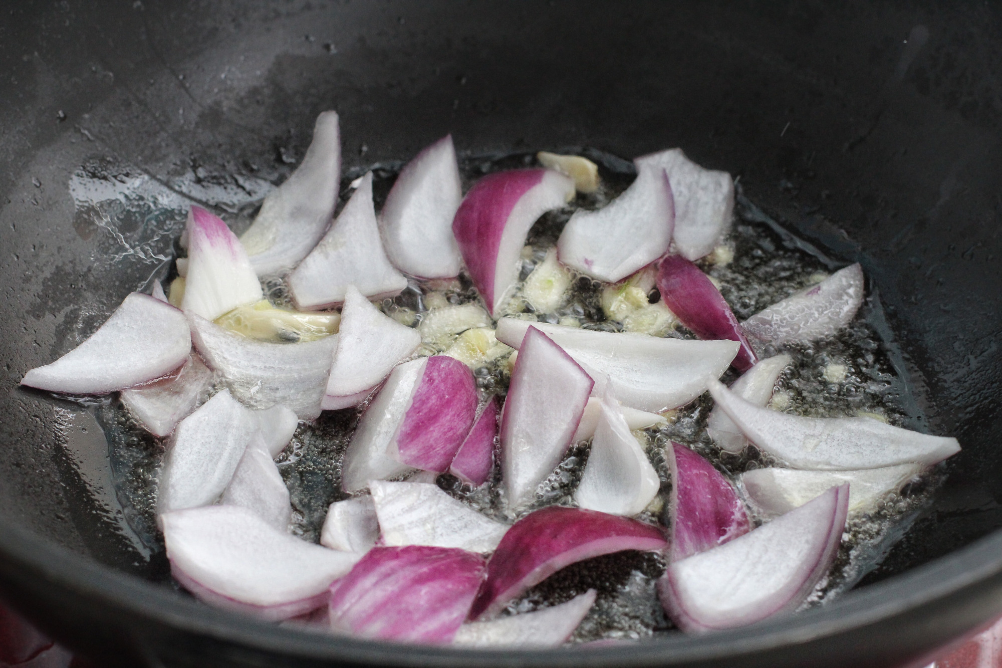 经典菜品爆炒鱿鱼好吃到爆棚,怎么样爆炒鱿鱼鲜嫩好吃川味的