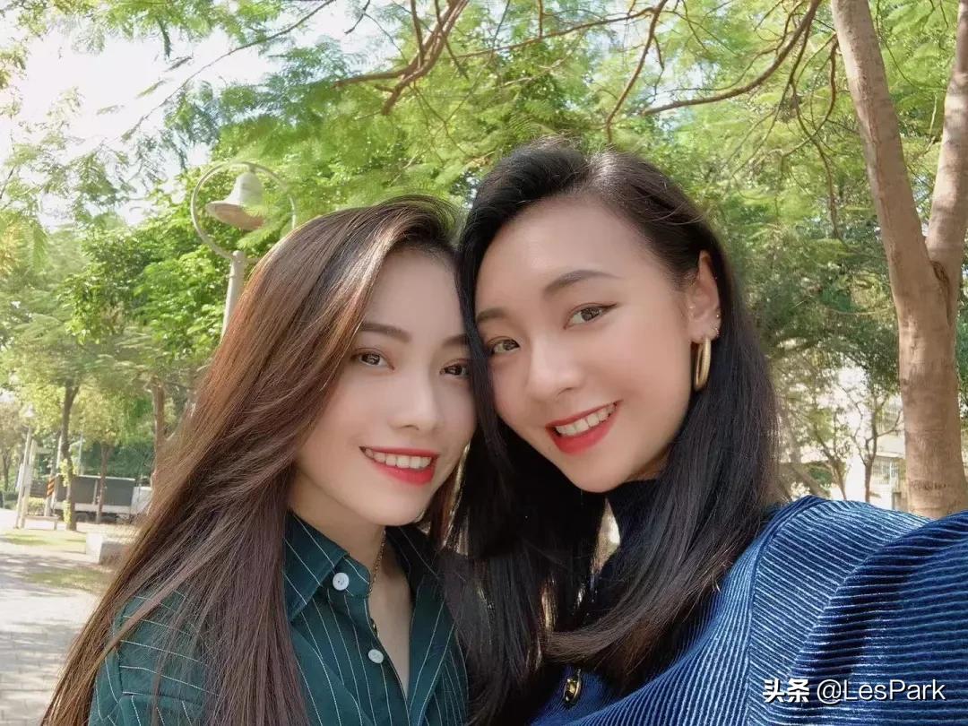 看完这对超甜LES拉拉CP,我先弯为敬