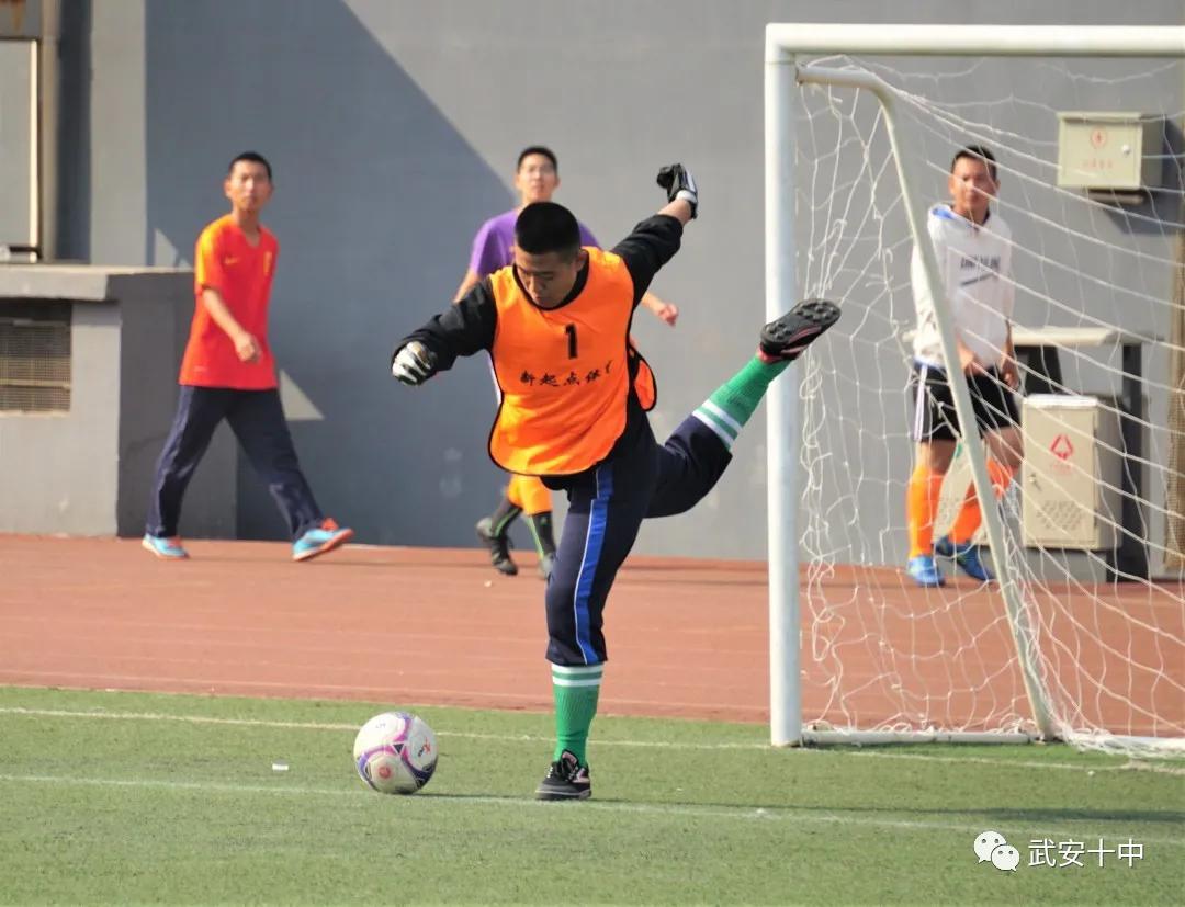 奔跑吧少年田径邀请赛,奔跑吧少年我校田径运动会开幕