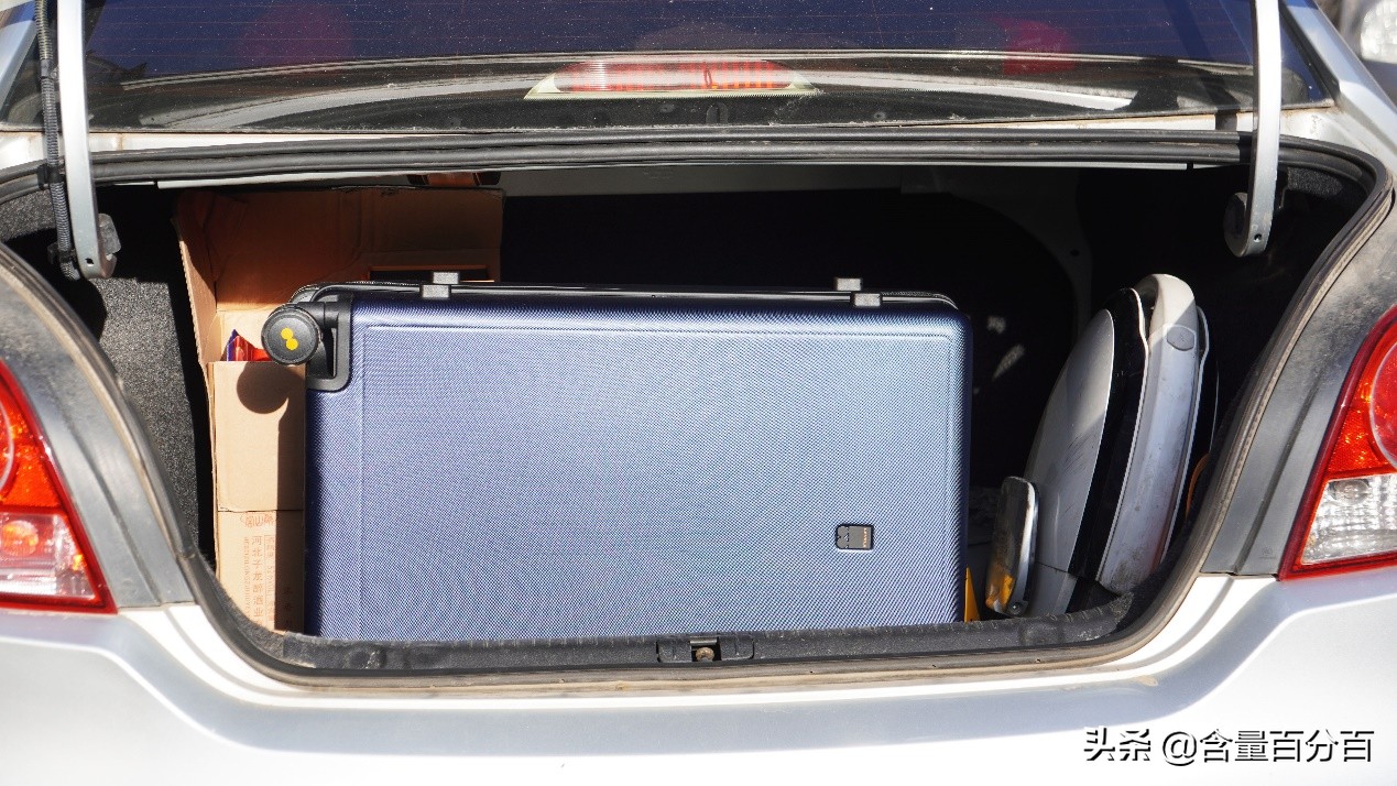 地平线行李箱与小米行李箱对比,地平线8号行李箱和90分行李箱