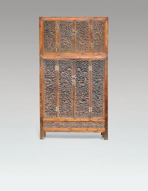 金丝楠木家具好还是乌金木家具好,金丝楠木家具适合放在卧室内吗