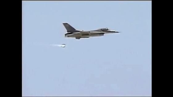 「兵器小百科」23：集束*弹炸**（上）