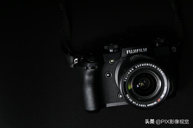 聊一下富士微单,富士x-h1现在还值得入手吗