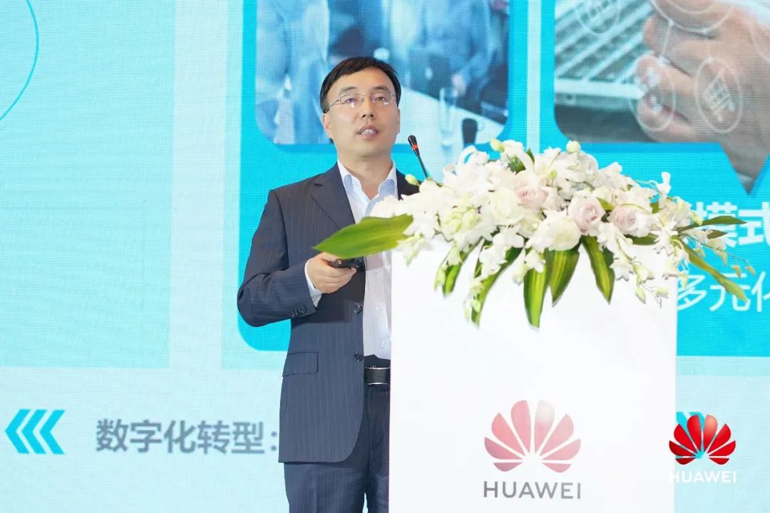 如何通过新技术打造智慧金融,与智者为伍探索知识高峰