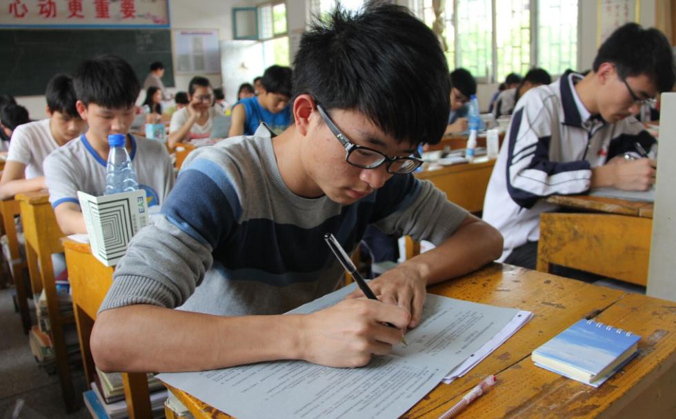 “最受欢迎”男友职业排名，程序员位居前三，公务员被嫌弃了？