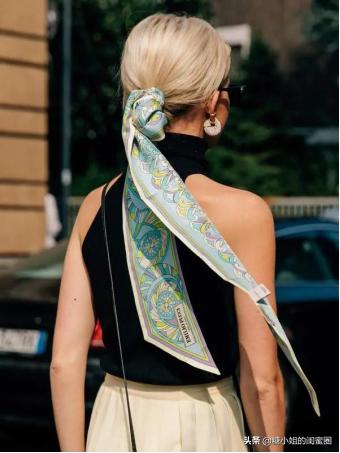 美丽丝巾搭配耐看型百变丝巾,超百搭丝巾你值得拥有