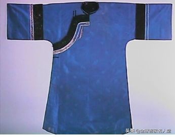 客家风格的衣服,外国人喜欢古代的服装