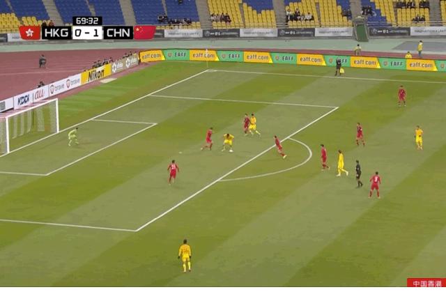 2-0！中国足球终于赢了，结束6场不胜尴尬，送对手东亚杯9连败