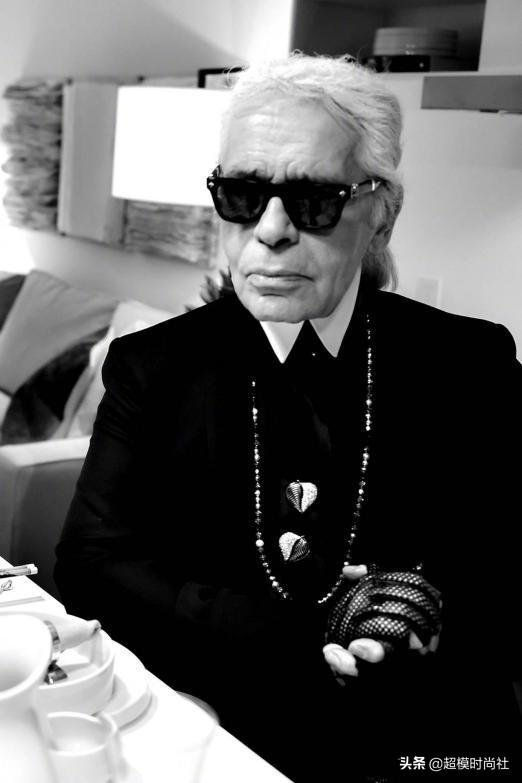 香奈儿老佛爷穿搭,盘点香奈儿老佛爷设计的包款