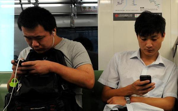 网上卖的信号增强贴真的有效吗,手机信号增强贴是不是骗人的