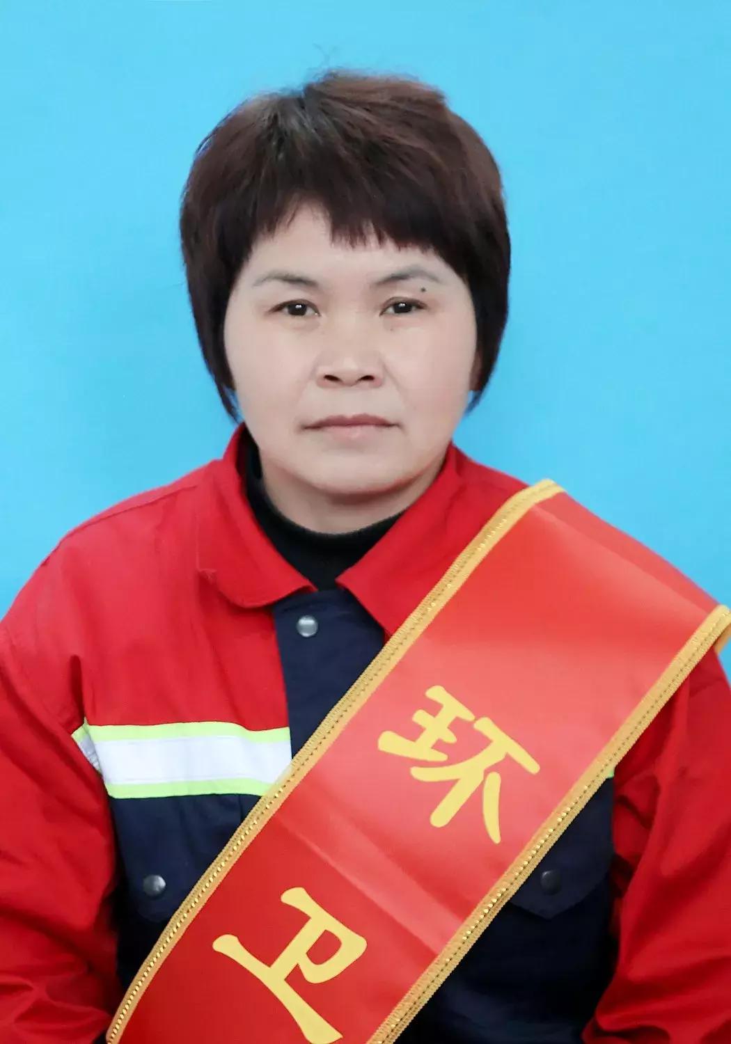 我市表彰一批优秀环卫工人,最美环卫工人履行职责的事迹