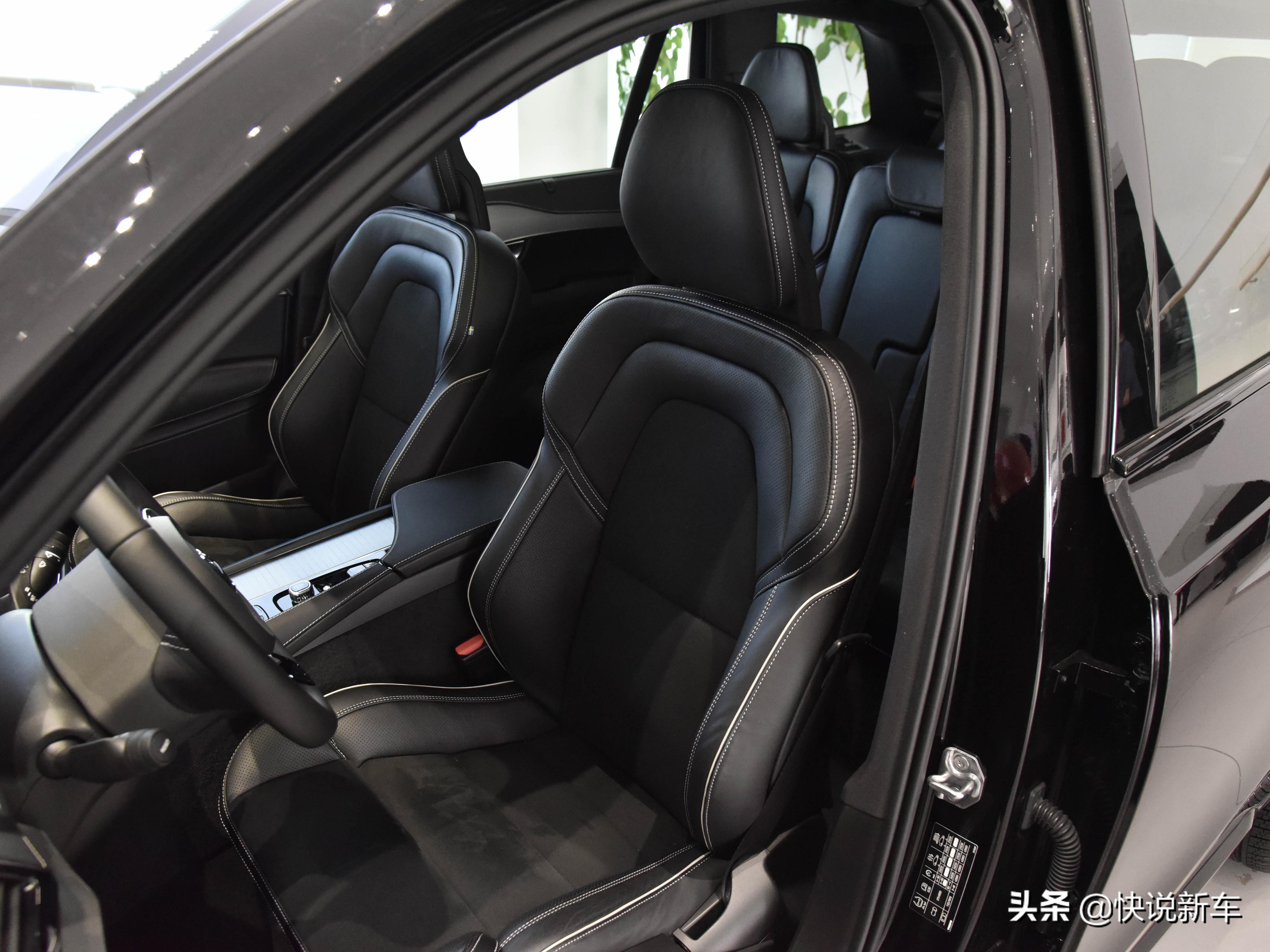 2.0t300马力沃尔沃xc90,30万能买到哪年沃尔沃xc90