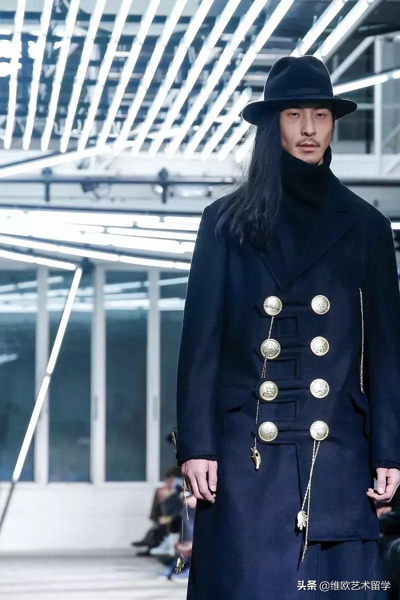 山本耀司2024秋冬男装秀,山本耀司2020巴黎时装周