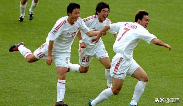 中国足球十大绝杀瞬间图片,中国足球联赛最经典绝杀