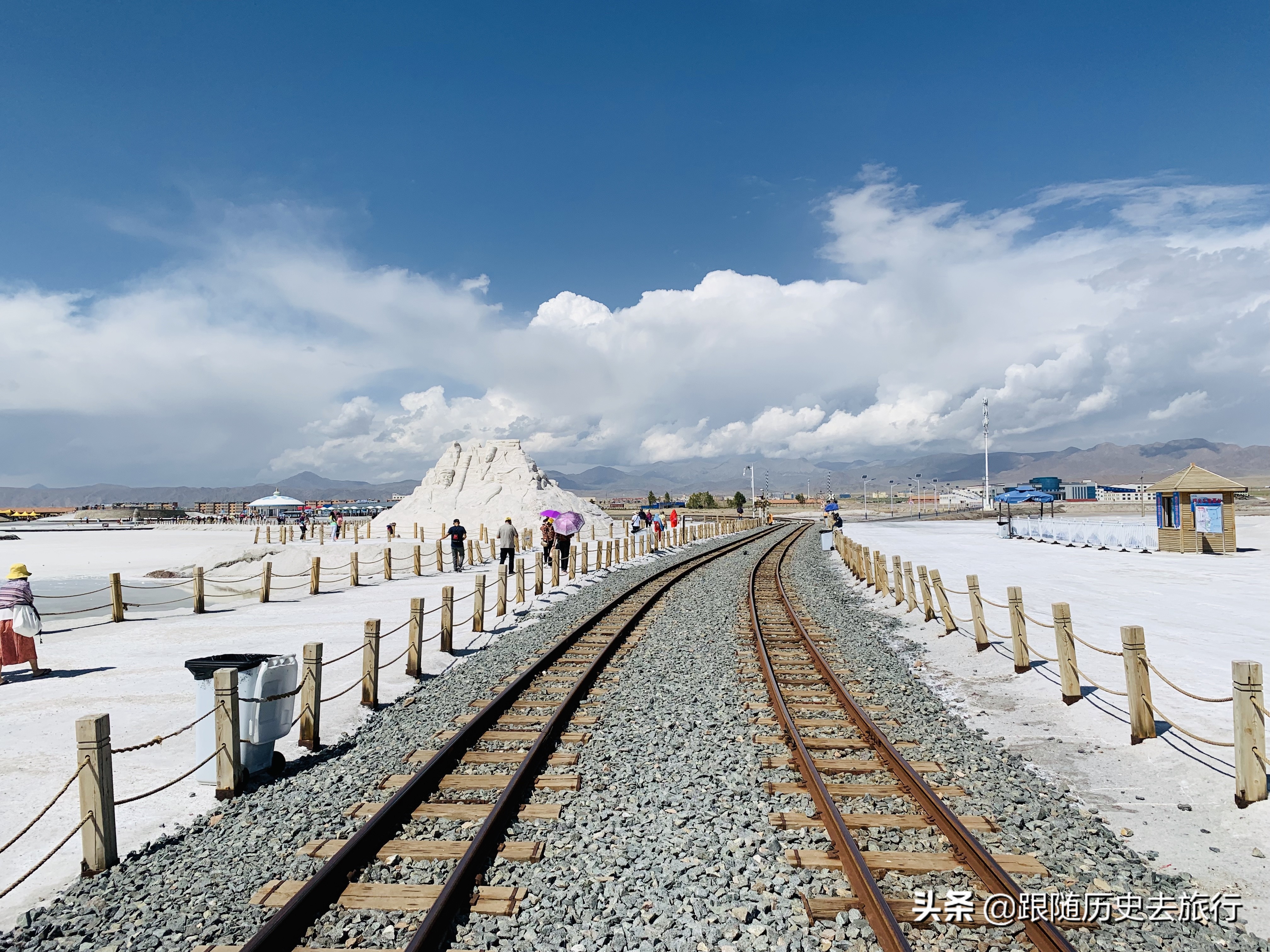 美丽的青海茶卡盐湖我们来了,茶卡盐湖景色好美