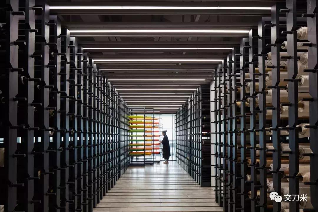 热门独立设计师背后，玩面料的中国人