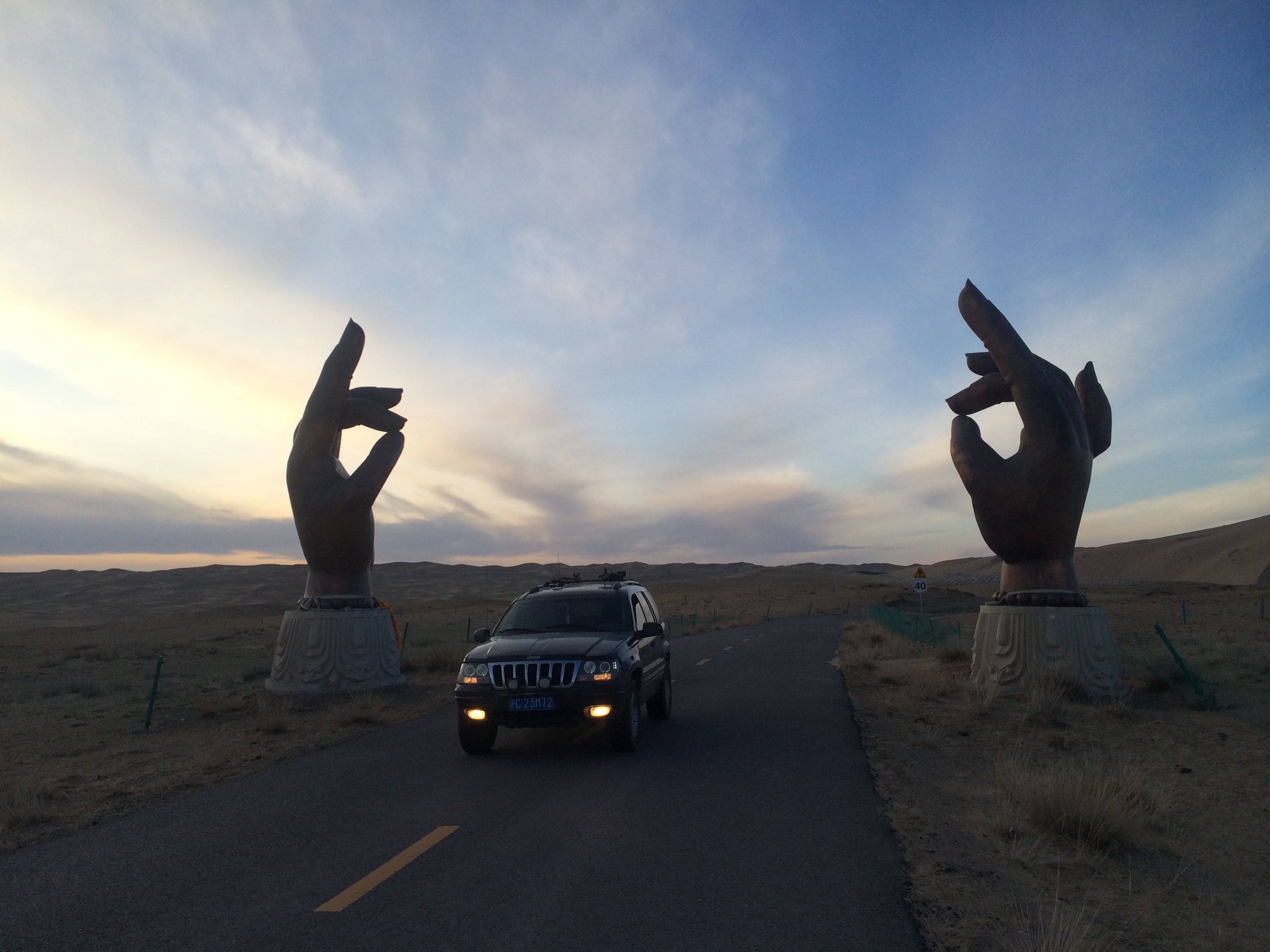 在国内生不逢时的第二代大切诺基WJ，还记得他么？他陪我走遍天涯