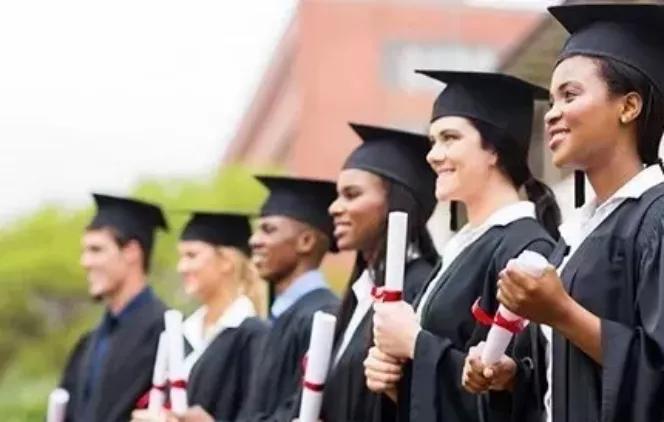 马来西亚生活的真实感受,在马来西亚生活人均消费