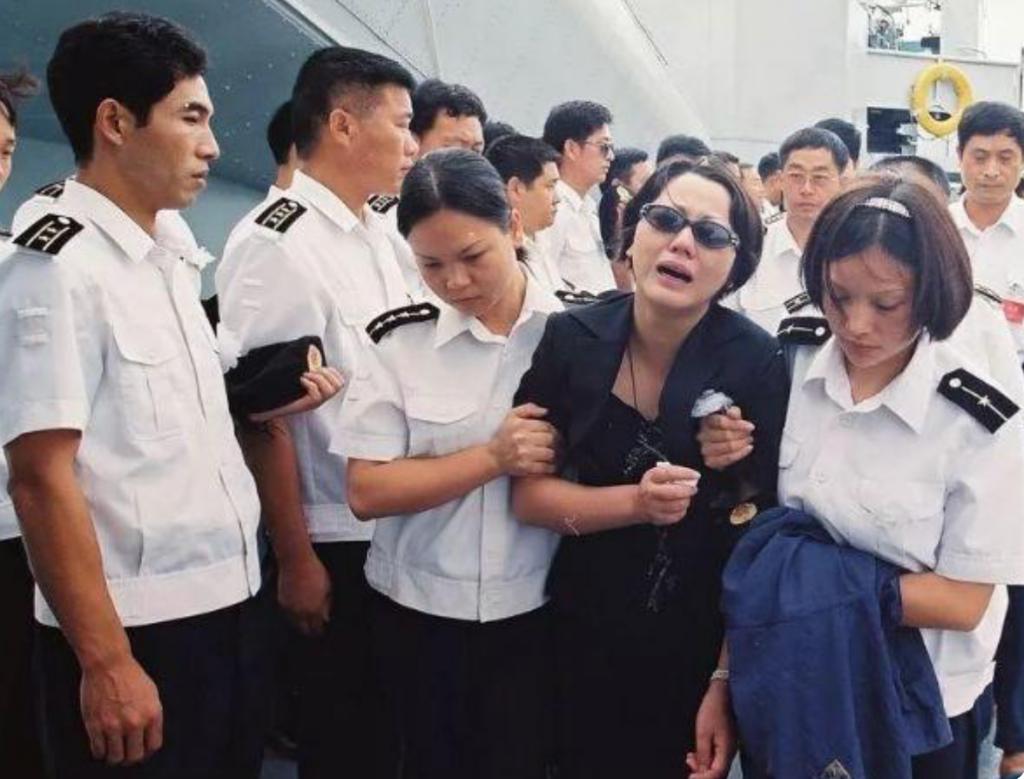 王伟一级英模和一等功,王伟被授予什么奖章