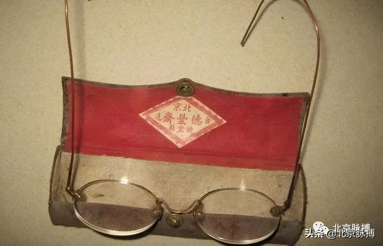 话说丨旧京眼镜行，学徒每两三年死一个