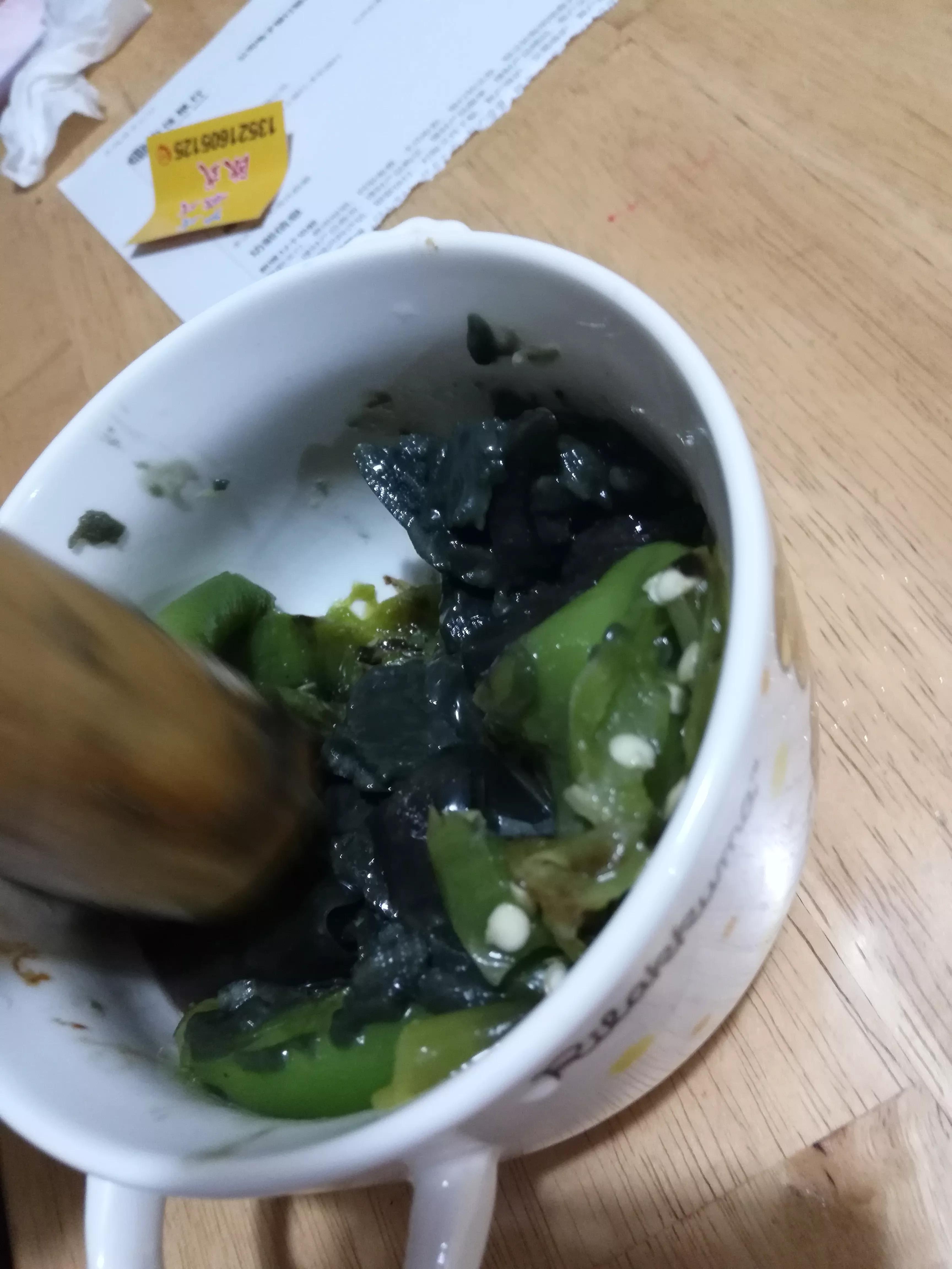 松花蛋和青椒的做法,松花蛋茄子辣椒做法