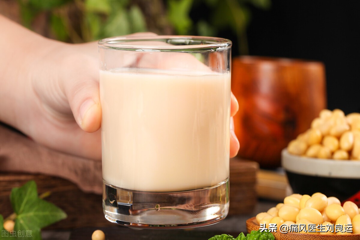 尿酸高可以喝的饮料有哪些,尿酸高的饮料有哪些不可以喝