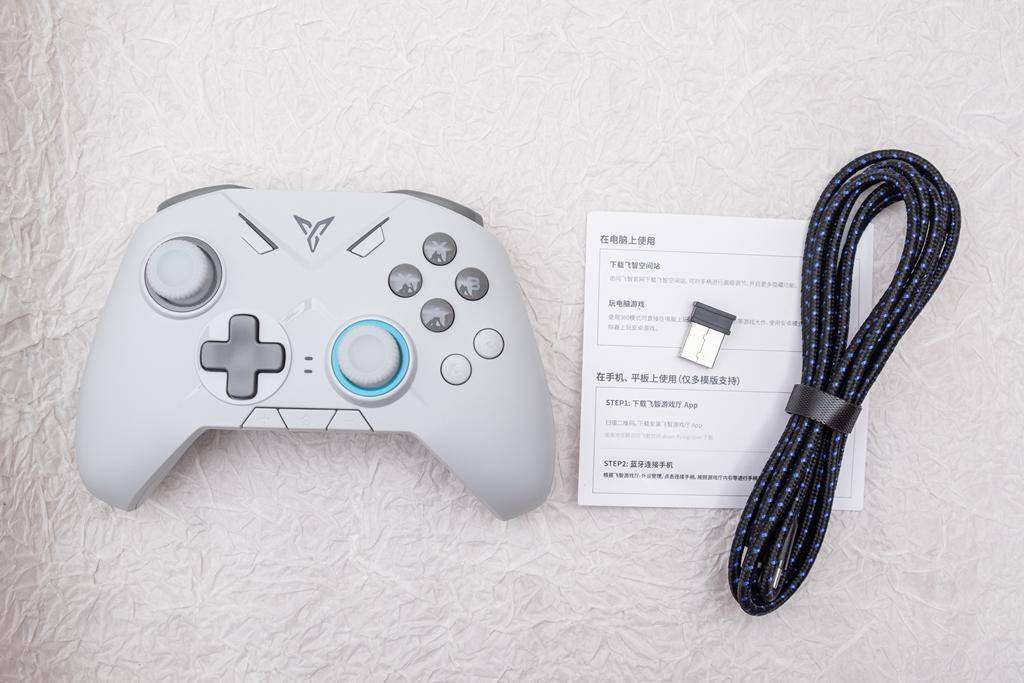 飞智黑武士2无线游戏手柄,飞智黑武士2多模板全面测评