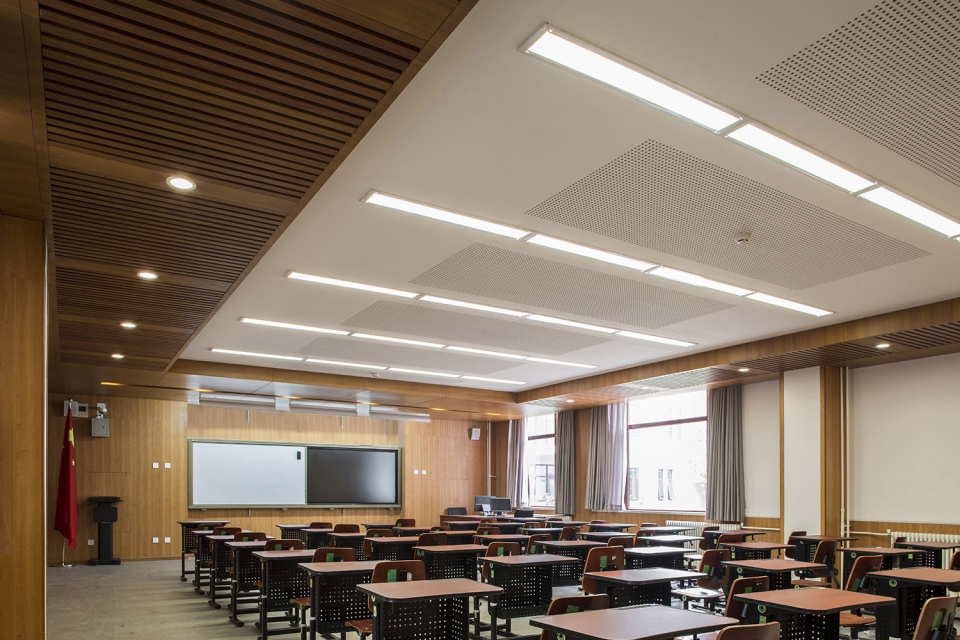 北京三十五中高中新校园，古宅院风格的现代校园