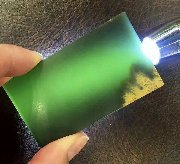 岫玉手镯鉴别证书最简单方法,玉石的鉴别方法