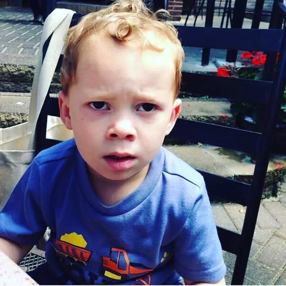 又到了一年一度手脱皮录不上指纹的日子