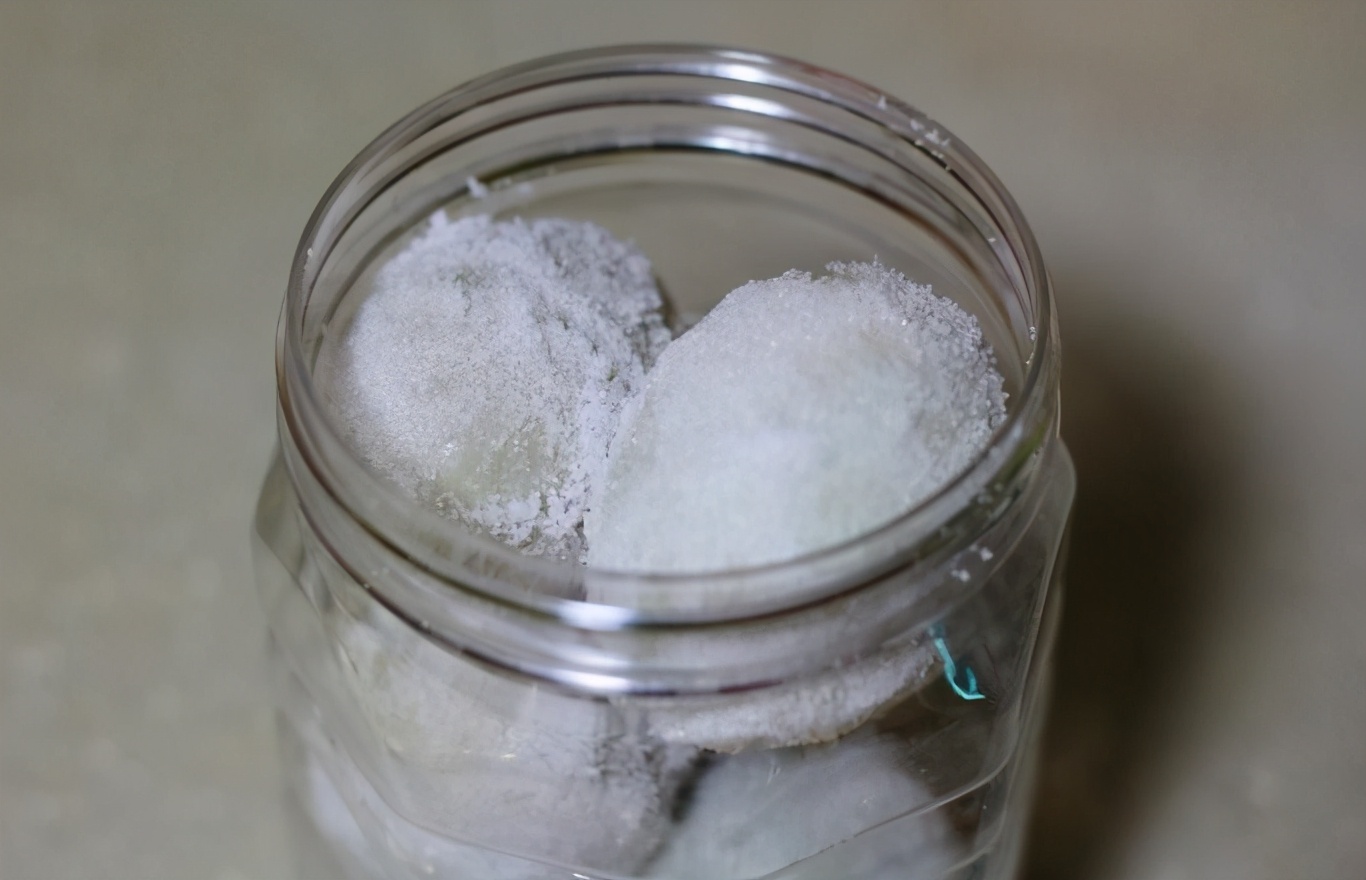 腌咸鸭蛋怎么腌才会出油,腌咸鸭蛋怎么腌才冒油