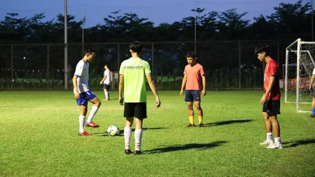 佛山汇城动力足球俱乐部招募,佛山市泽银足球队