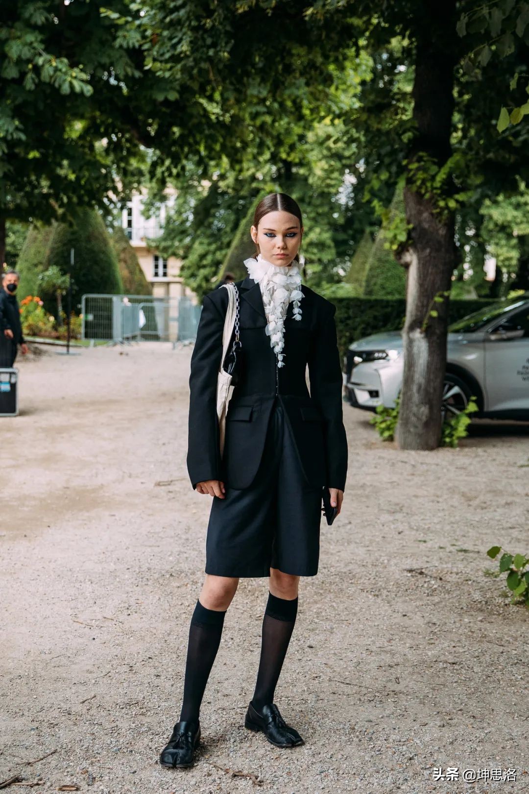 巴黎时装周的最佳街头穿搭风格,2020春夏时装周穿搭灵感指南
