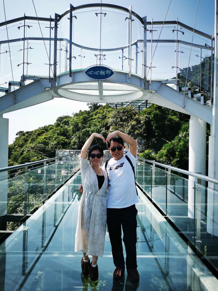 三亚冲浪旅行攻略,去三亚旅游看海