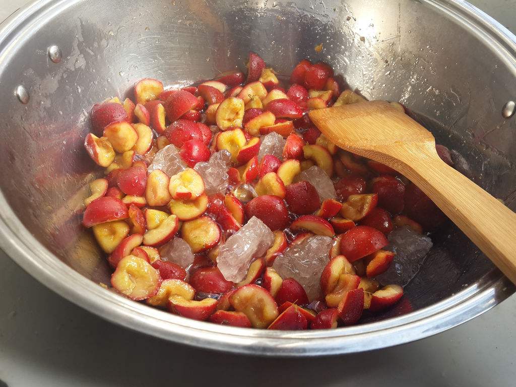 山楂糕酸的,山楂糕特酸咋吃