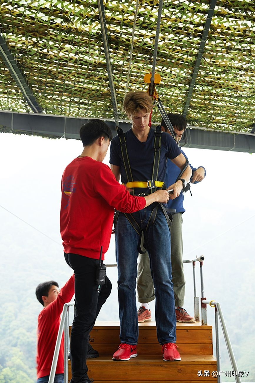 飞越云台山门票,飞跃白云山景区