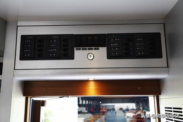 500万的德国曼卡4x4越野房车,德国曼4x4越野房车试驾视频