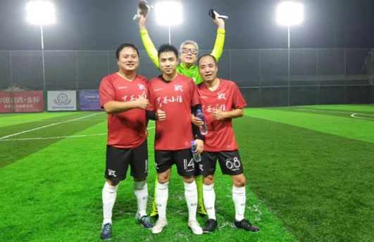 热烈祝贺安化黑茶小镇足球队豪取益甲联赛开赛三连胜