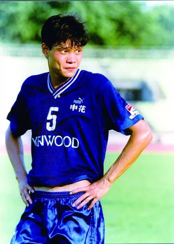 复旦大学正门在哪条路上,复旦大学从哪个门口进去