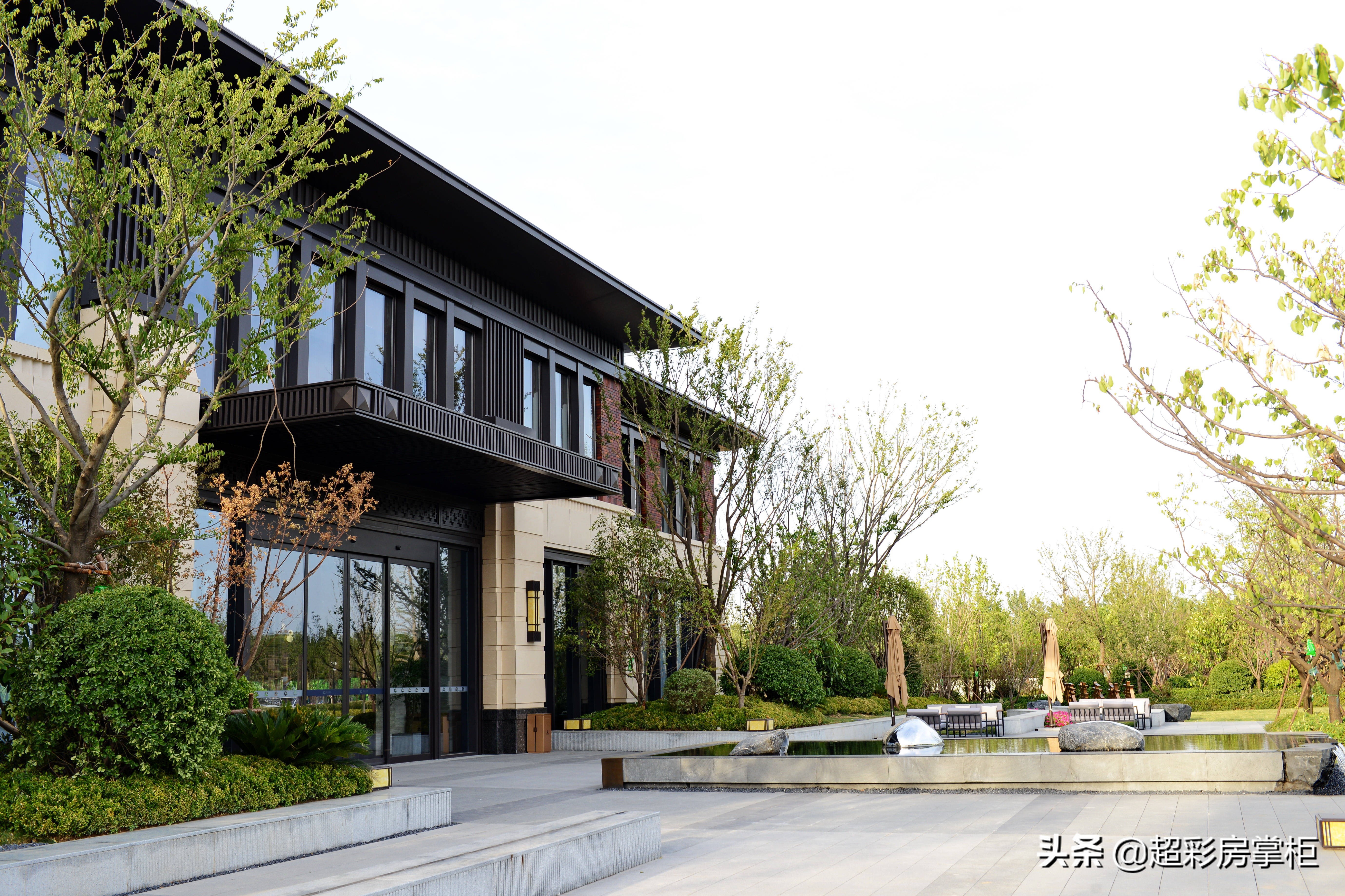 南龙湖宜居小乔书苑能不能买,郑州南龙湖宜居地产可靠吗