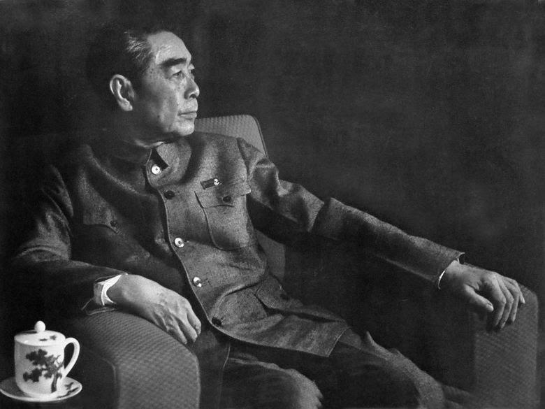 1958年，安徽一老人以搬砖为生，毛主席得知后批示：给予照顾