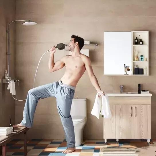 卫浴狭小空间,卫浴地方不够大怎么装修