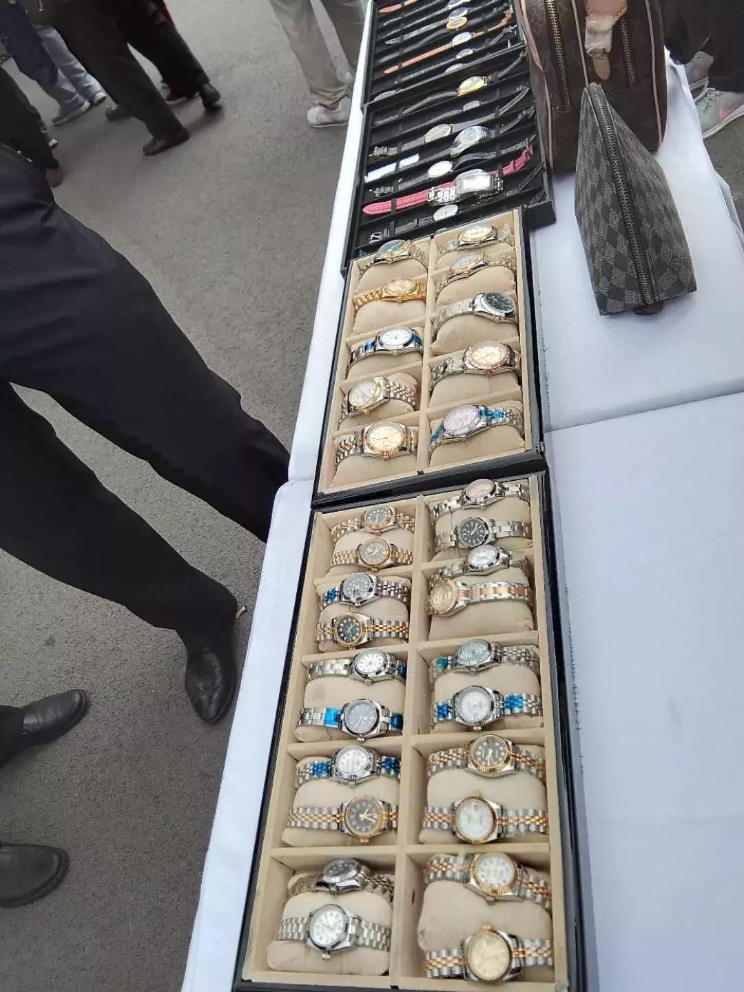 现场曝光！这些“名牌”全是假货！