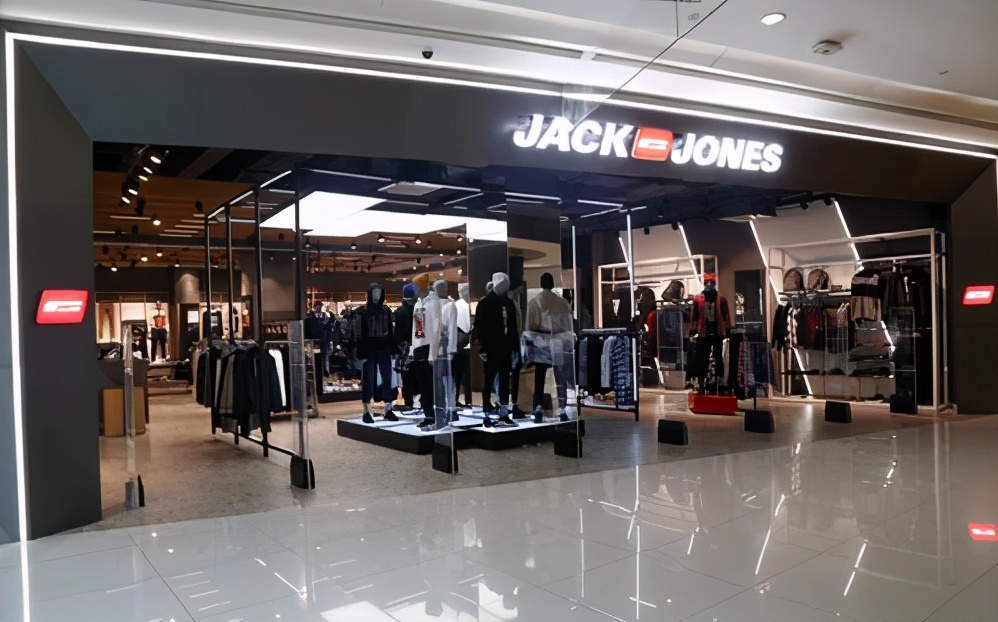 个性时髦男装品牌排行榜,品牌男装哪款好看又实惠