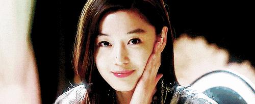 日本抗衰老紧致精华液,日本vc收缩毛孔精华液