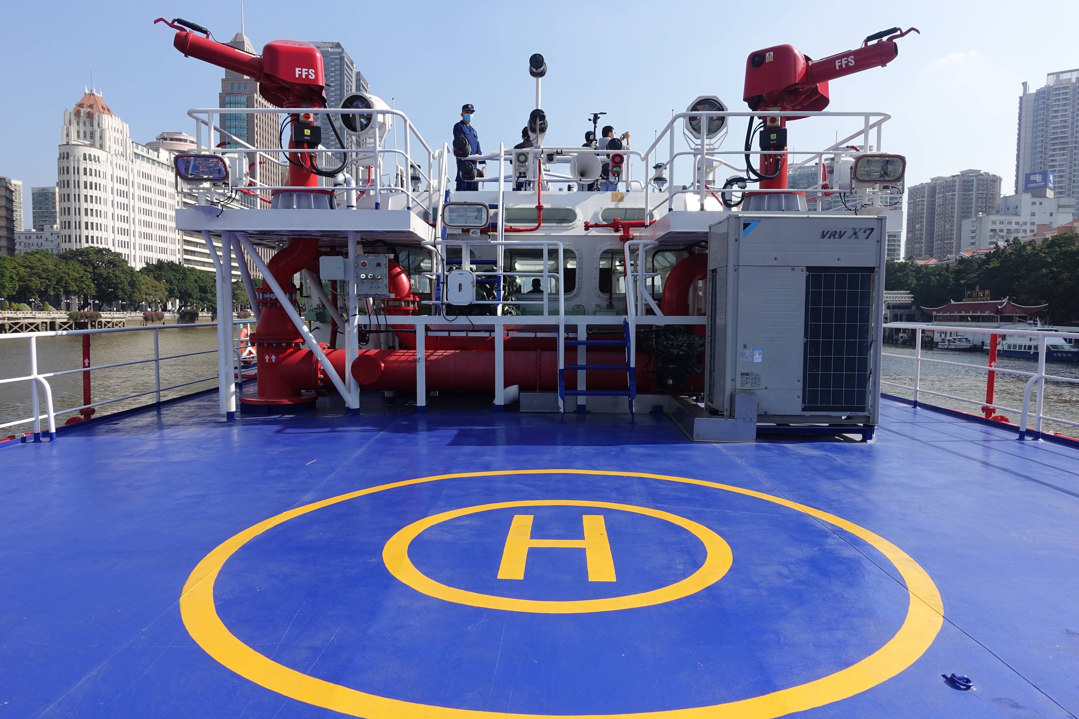 有一个消防蓝朋友是怎样的体验,给你一天时间